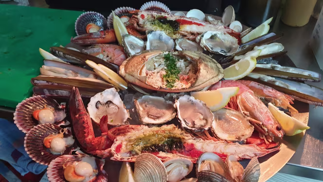 17 Bar and Restaurant - 3