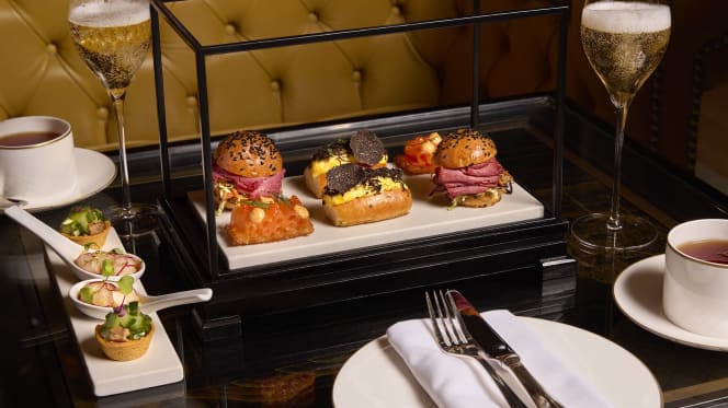 Art Afternoon Tea at Rosewood London - 7