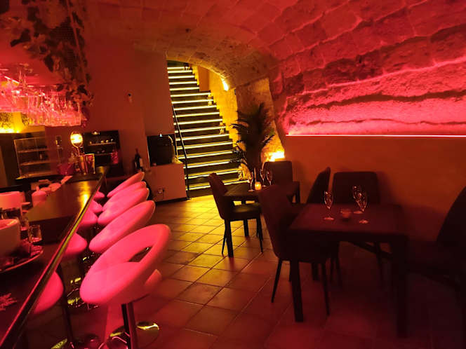 Grotta wine bar - 6