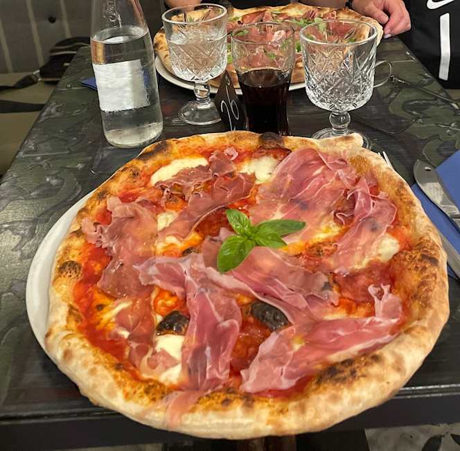 Pizzeria Deposito Bagagli - 6