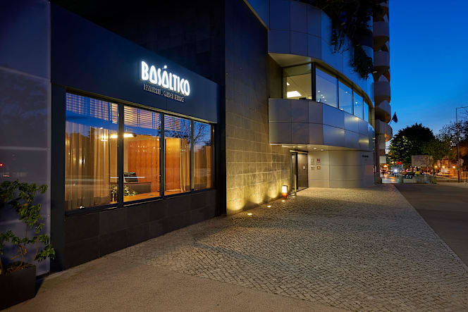 BASÁLTICO Restaurant & Garden Terrace - 8