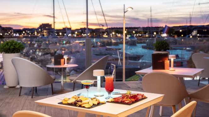 Restaurant Café Barrière - Casino Barrière Saint Raphaël - Saint-Raphael - 4