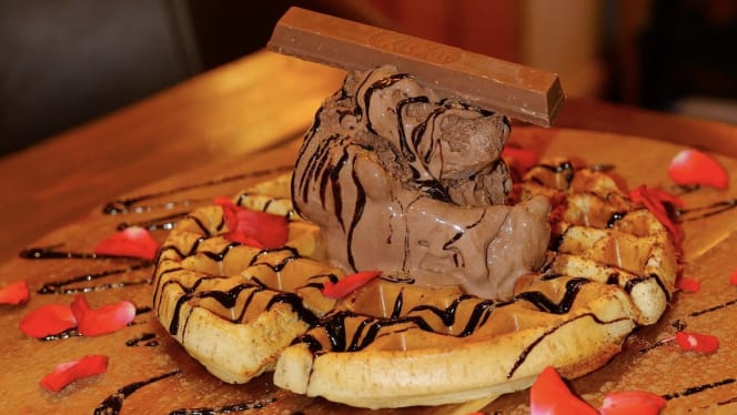 The Burger by Lou’s - 4