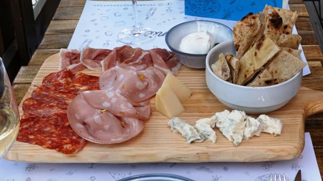 Veramente Pizza & Vino - 8