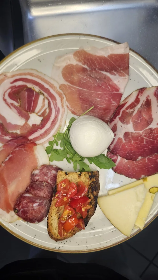 L'antico Portone Braceria Osteria - 0
