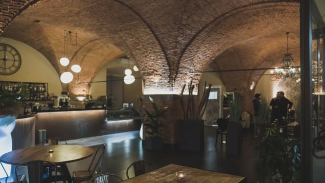 Stone Restaurant Lounge Place - 9