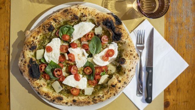 Era Ora Pizzeria - 9