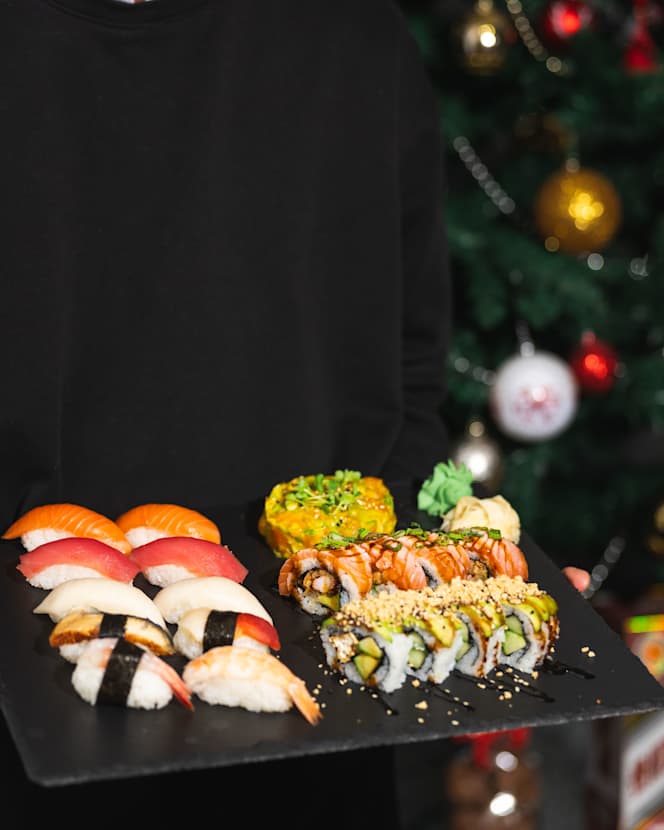 Uma Umai - Sushi - Tapas - Bar - 5