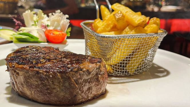 Moo Moo’s steak house - 9