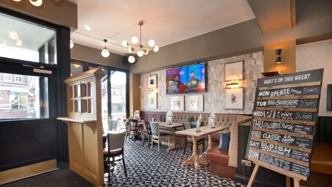 Sutton Arms Hornchurch - 1