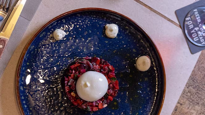 Braumeister Beer & Kitchen - 1