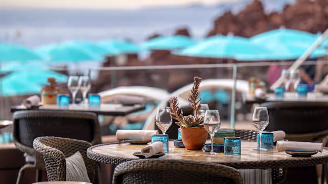 MoYa Beach Club – Tiara Miramar Beach Resort - 0