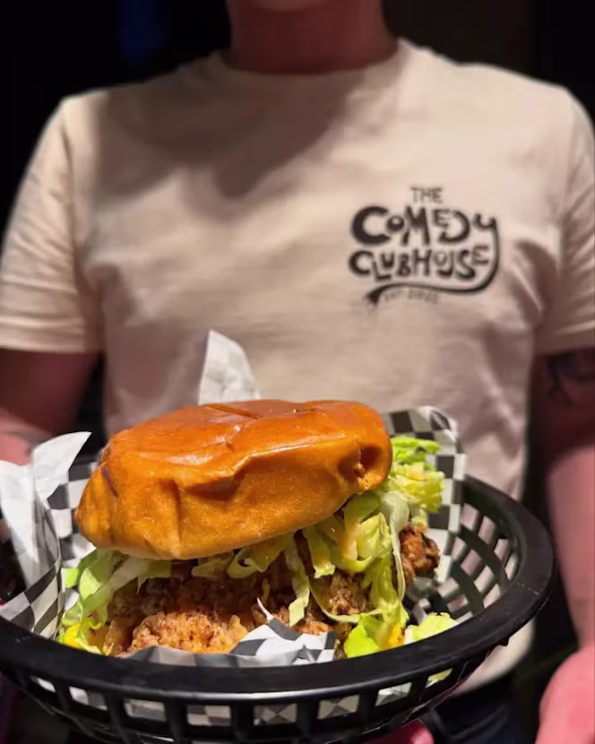 The Clubhouse: Laietana & Nikki's - 4