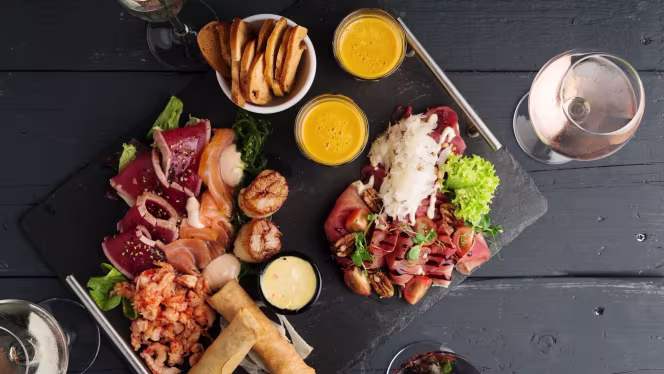 Restaurant Julie's - 8