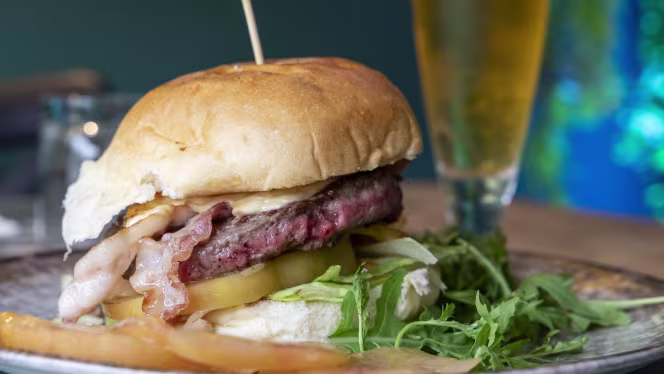 Clubhouse Burger and more - 0