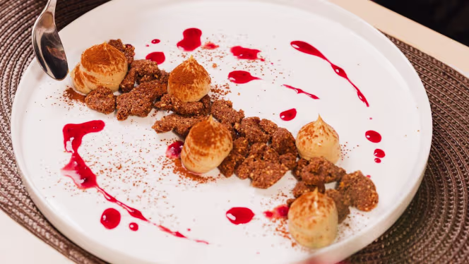 TERRE Wine, Food & Store - 3