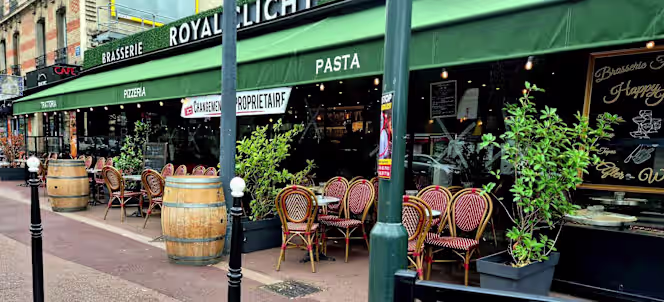 Le Royal Clichy - 0