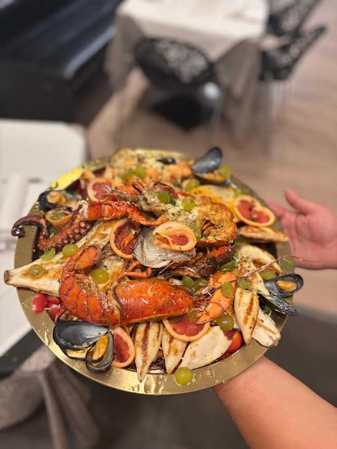 Royal Ristorante Pizzeria - 7