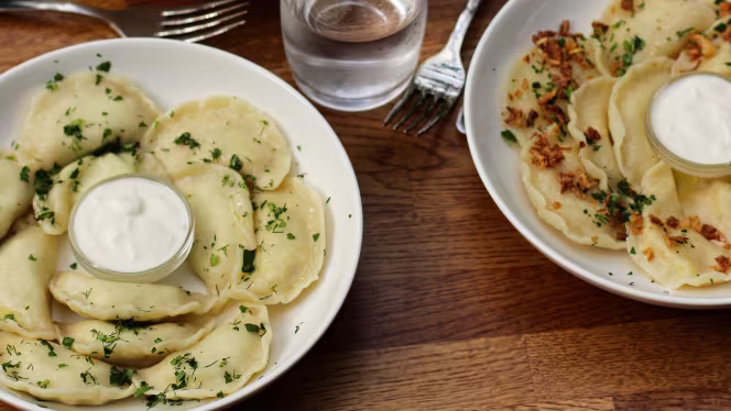 Fayna Restaurant - 7