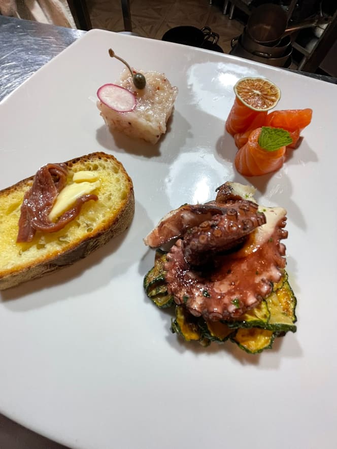 Kalan Lounge Bar - 0