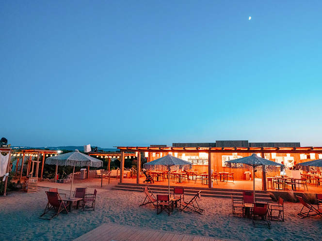 White Ostuni Beach Club - 7