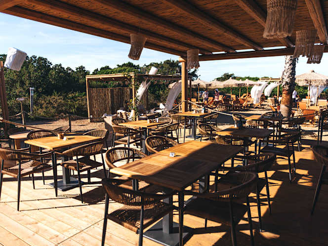 White Ostuni Beach Club - 4
