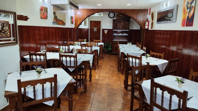 Hostal Restaurante Cubero - 0