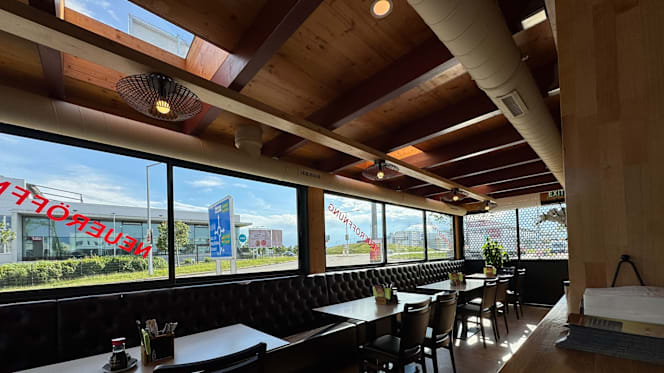 Mishi Wok & More - 0