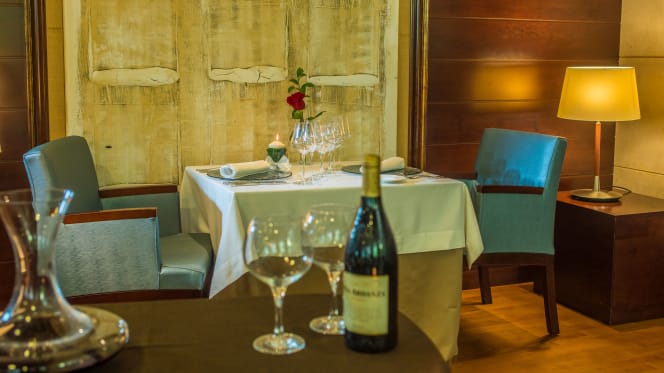 Al-Zagal - Hotel Valencia Center - 7