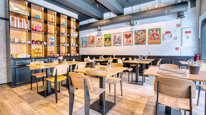 Emozione Trattoria - 2