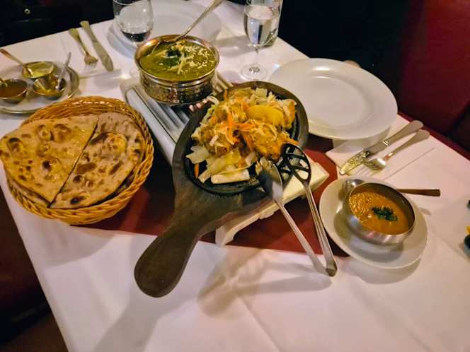 Ayurveda Indisches Restaurant - 1