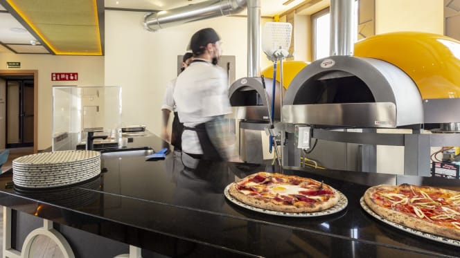 Pizzeria Planta 9 CR7 - 1