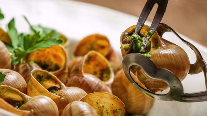 Le Bistrot Napoleon - 8