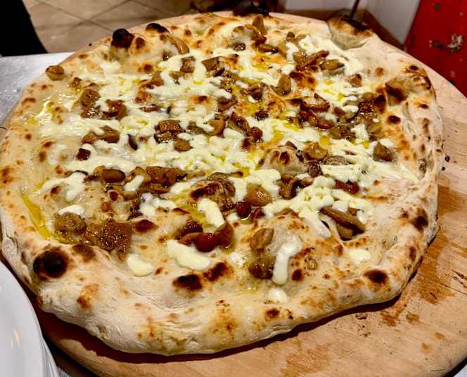 Pizzeria Napoletana - 1