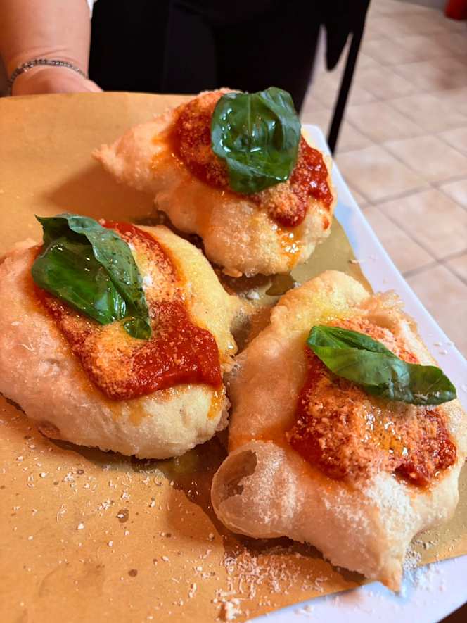 Pizzeria Napoletana - 5