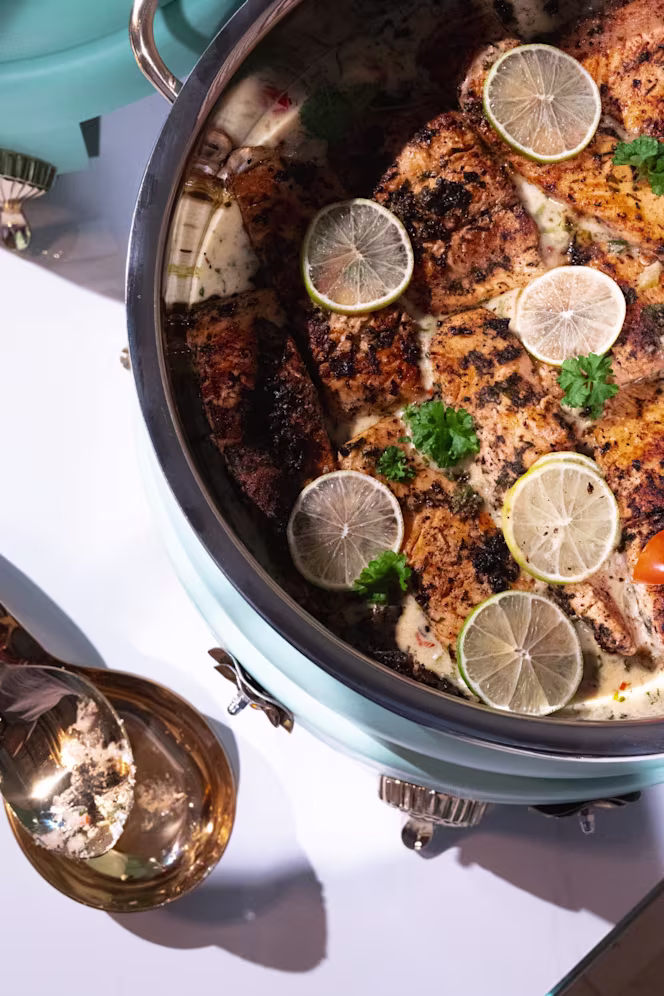 Mango Leaf Hoorn - 1