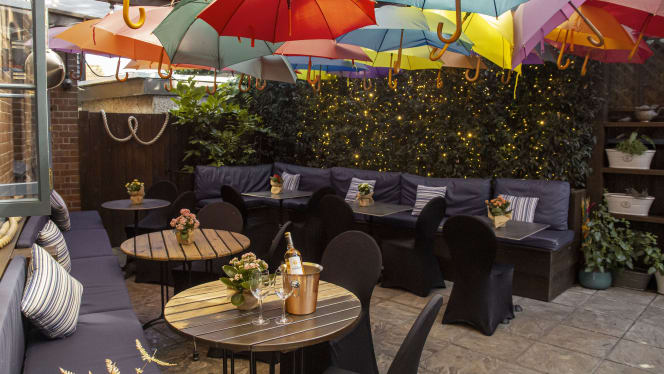 The Fox Ickenham - 9