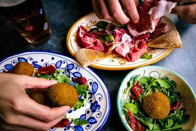 Jordan Tomas Pizza - Villefranche-sur-Saône - 0