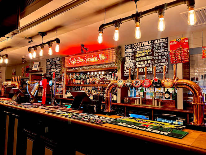 The Britannia Pub & Kitchen - 8