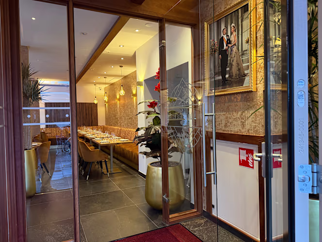 Tangra Indian Chinese Restaurant - 2