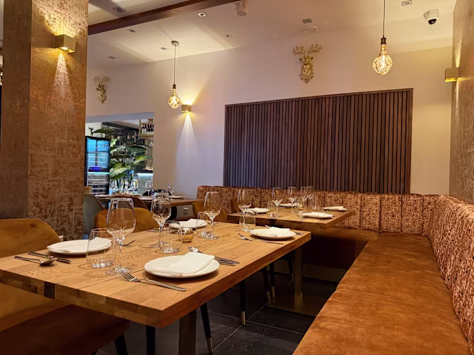 Tangra Indian Chinese Restaurant - 6