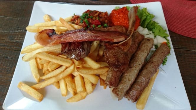 Zu den 12 Aposteln - 1