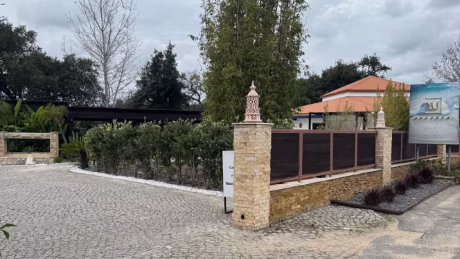 Yu Algarve by Victor Yu - Almancil - 9