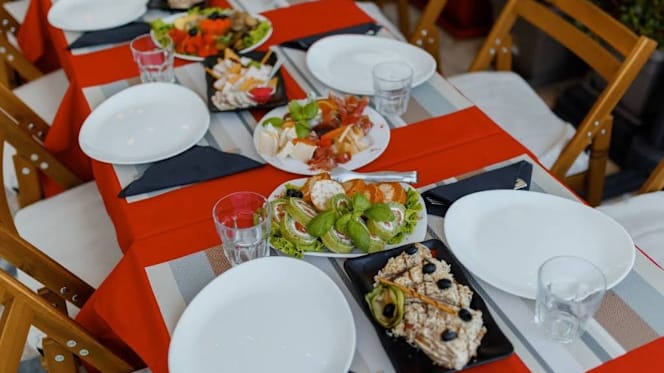 Fresh Lounge Restaurant - 4