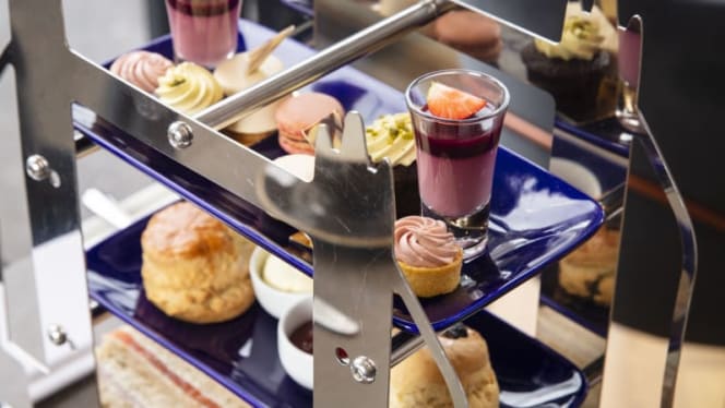 Vicinity at The Tower Hotel - London - 8