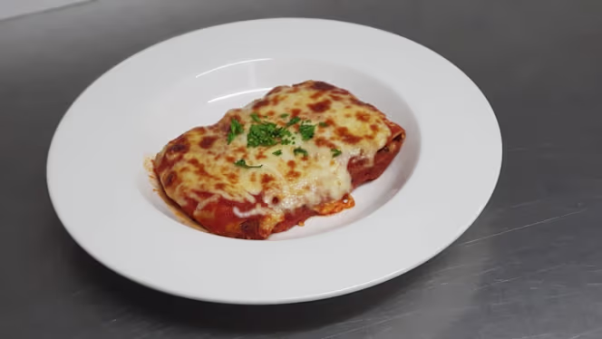 Bella Pizza and Pasta Restaurant - 4