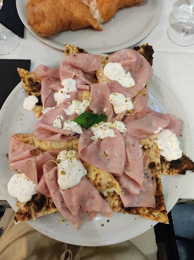 O'scia Pizzeria Napoletana - 2