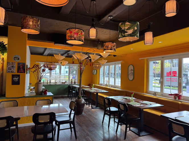 Pho Vietnamese Street Food - 8