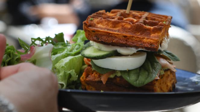 La Fille des Vignes - 2