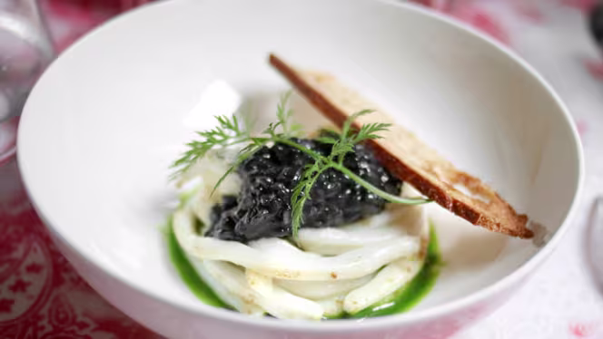 À l’Ombre de la Ville - 0